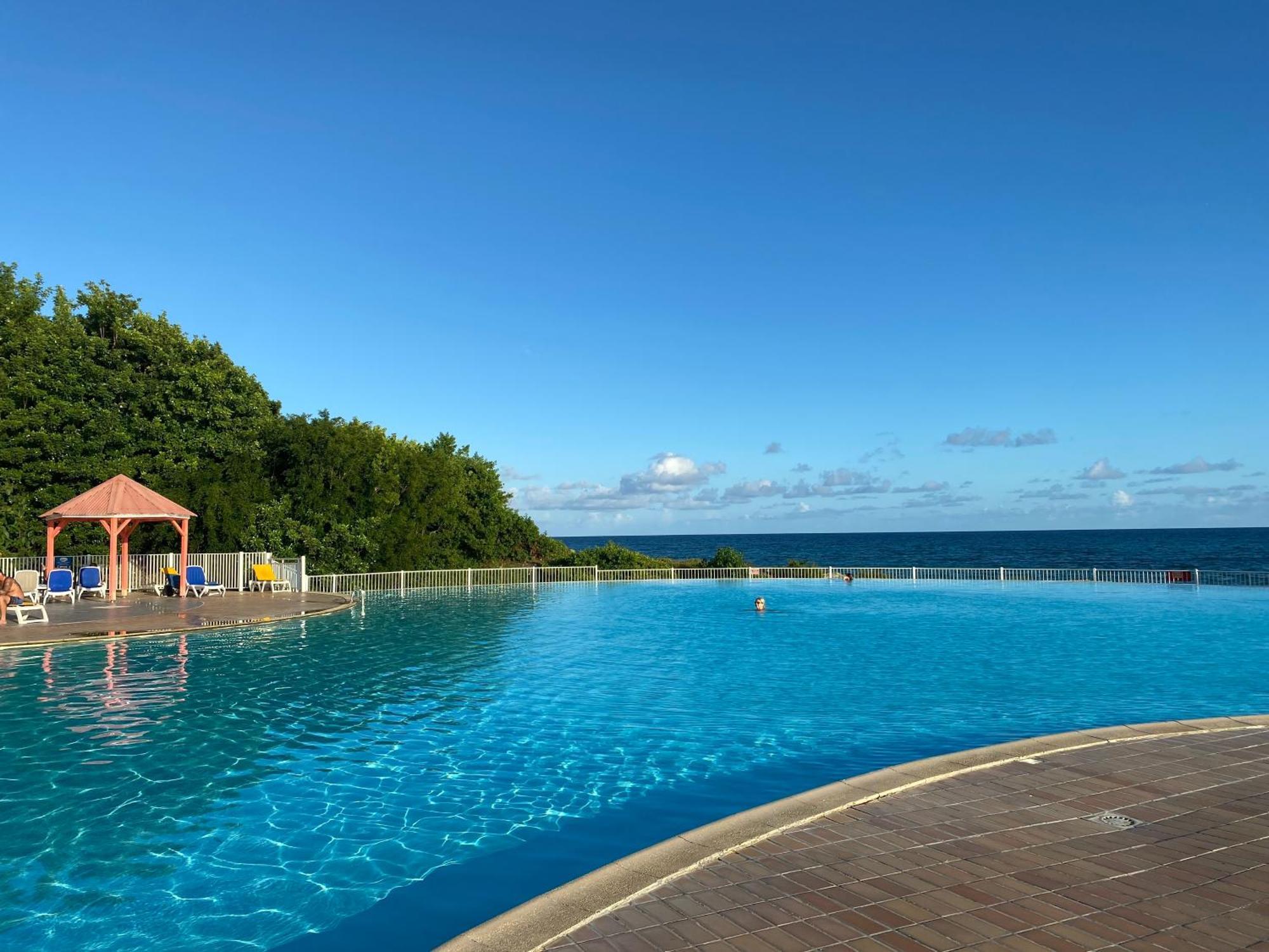 Ti Kaz Emeraude - Mer, Soleil Et Sable Fin, Piscine Et Tennis Saint-Francois  Dış mekan fotoğraf